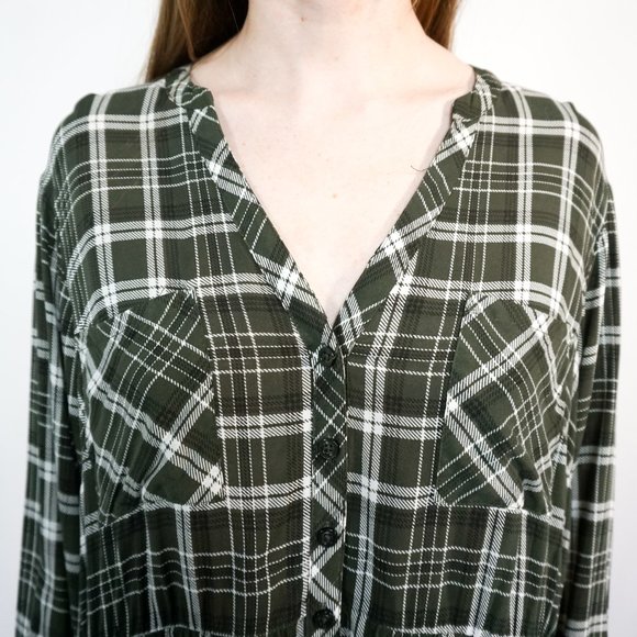 TORRID Emma Green & White Plaid Button Down Tunic - Picture 2 of 7